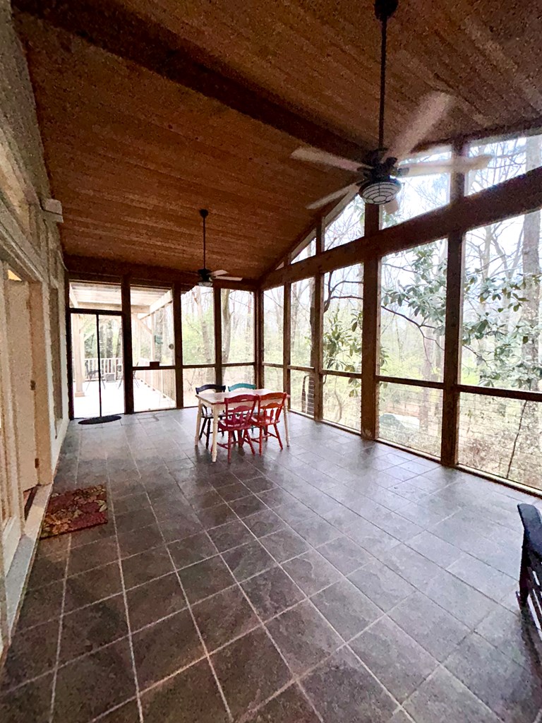Spacious screened in porch